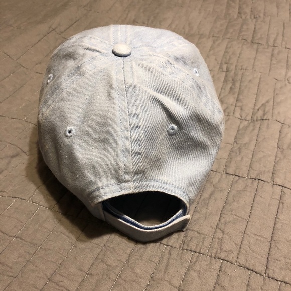 Blue hat - Picture 4 of 4